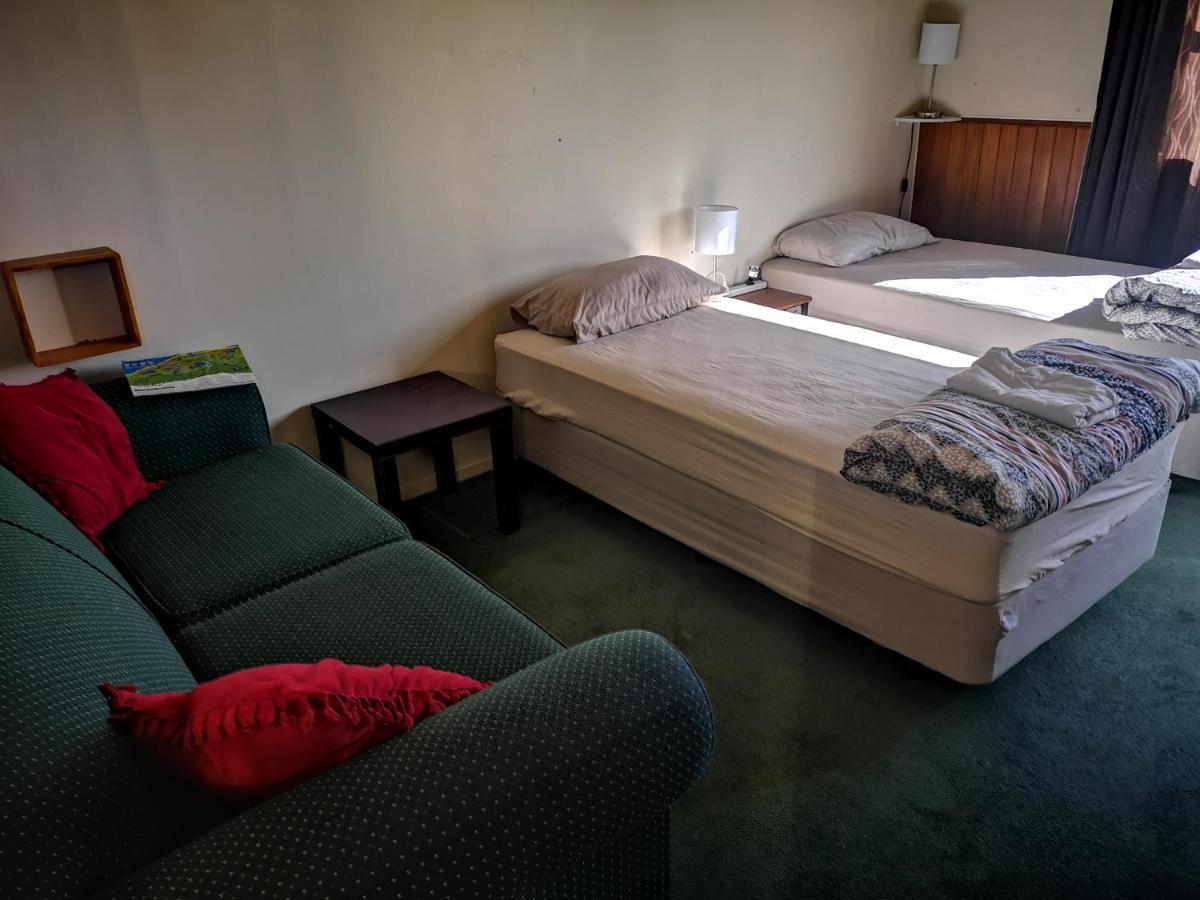 Mountain Jade Backpackers,Private Rooms & Studios Hokitika Exteriör bild