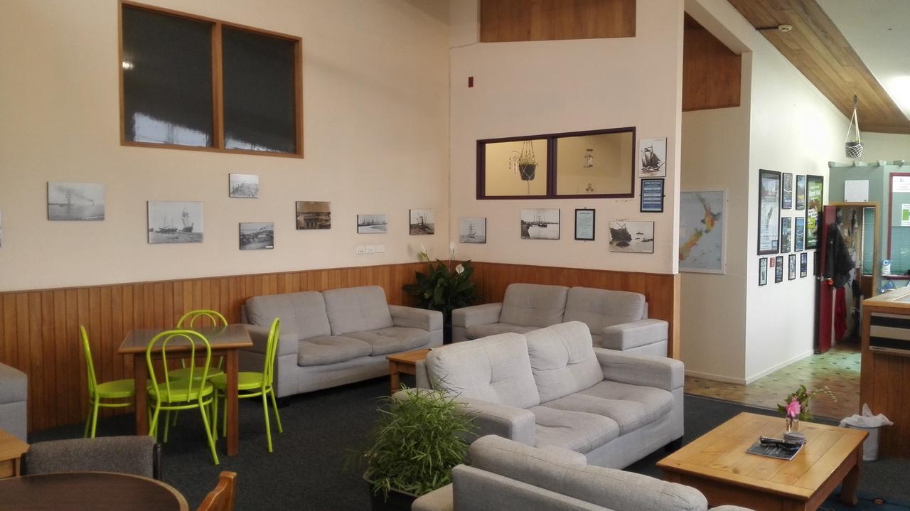 Mountain Jade Backpackers,Private Rooms & Studios Hokitika Exteriör bild