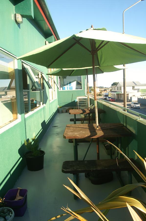 Mountain Jade Backpackers,Private Rooms & Studios Hokitika Exteriör bild
