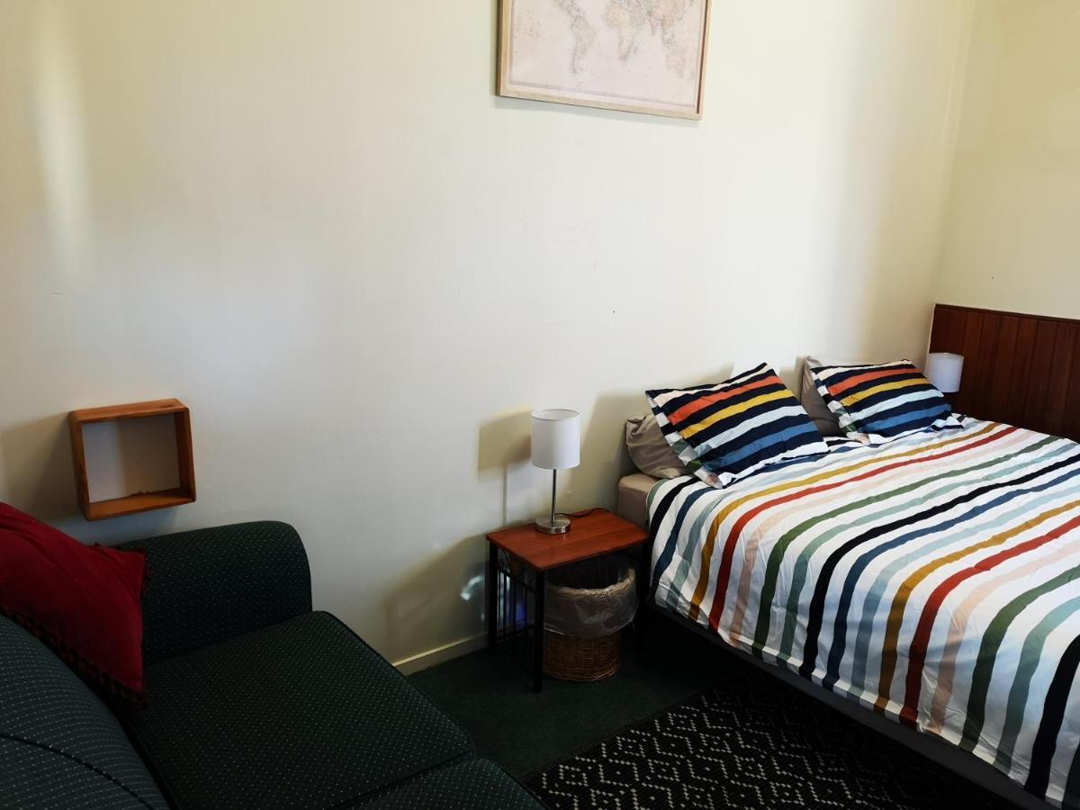 Mountain Jade Backpackers,Private Rooms & Studios Hokitika Exteriör bild